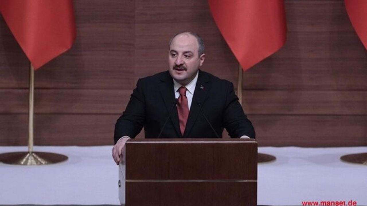 Bakan Varank: Salgın sürecinde Türkiye kendi kendine yetebilmenin en güzel örneklerini verdi