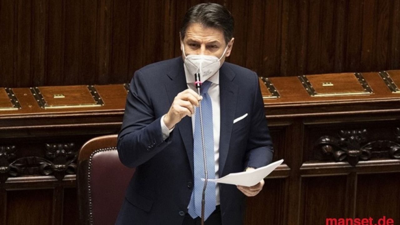 İtalya'da Başbakan Giuseppe Conte ve hükümeti istifa etti