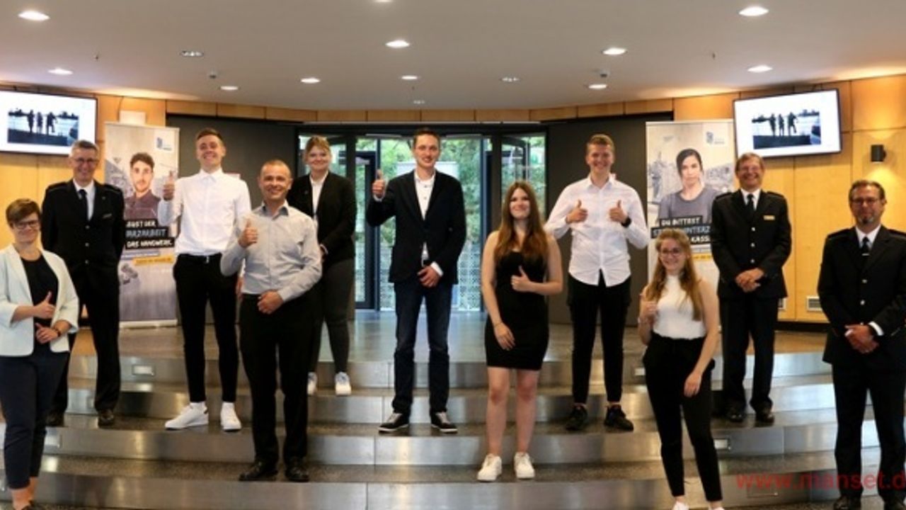 Berufsanfänger beim Hauptzollamt Hamburg // Willkommen im "Team für mehr Gerechtigkeit in Deutschland"