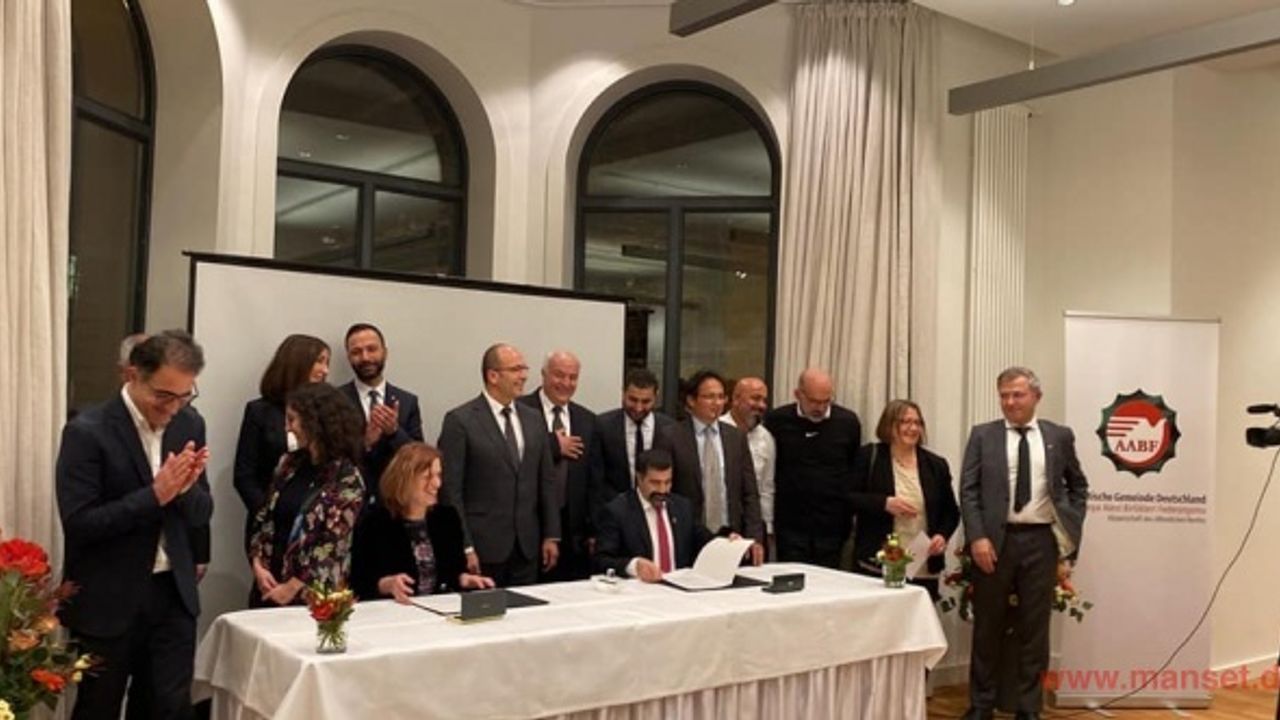 Schleswig-Holstein eyaletinde Alevilerle ‘Hak Eşitliği’ anlaşması yapıldı