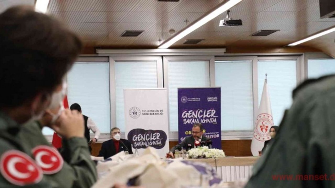 Aziz Sancar, Gençlik ve Spor Bakanlığı’nda gençlerle buluştu