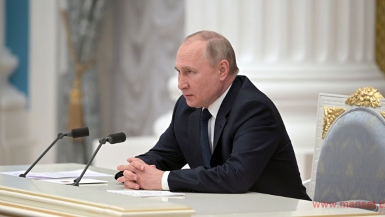Putin: 'Rusya karşıtı yaptırımlar savaş ilanına benziyor'
