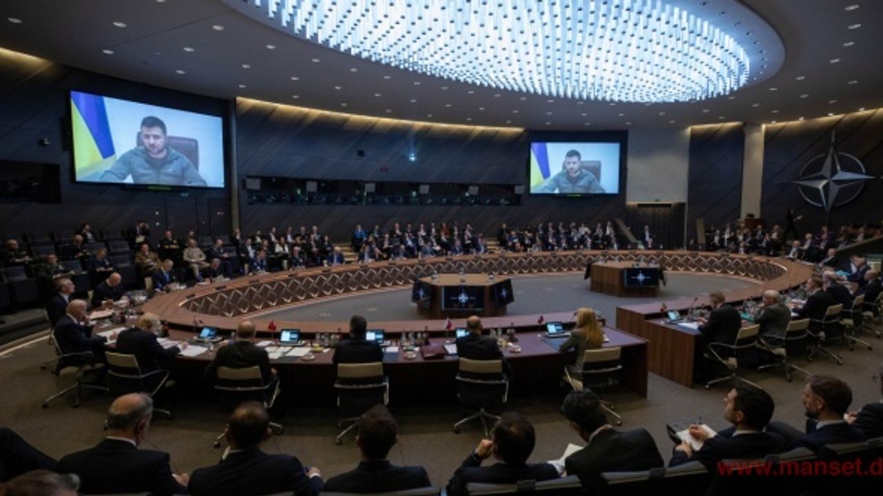 Zelenskiy NATO’da konuştu: “Savaşta yapılan yardım çağrılarına cevap alamamak korkunç bir şey”