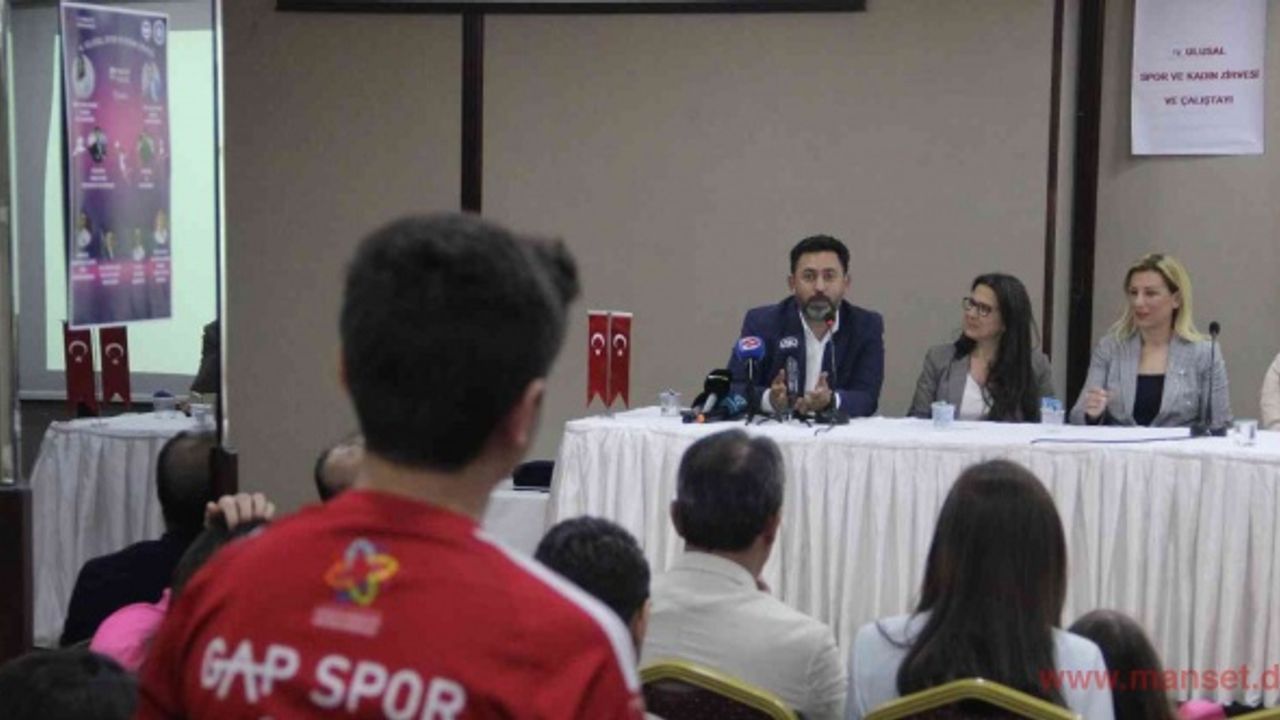Avrupa ve Dünya Şampiyonu sporcular Şanlıurfalı gençlerle buluştu