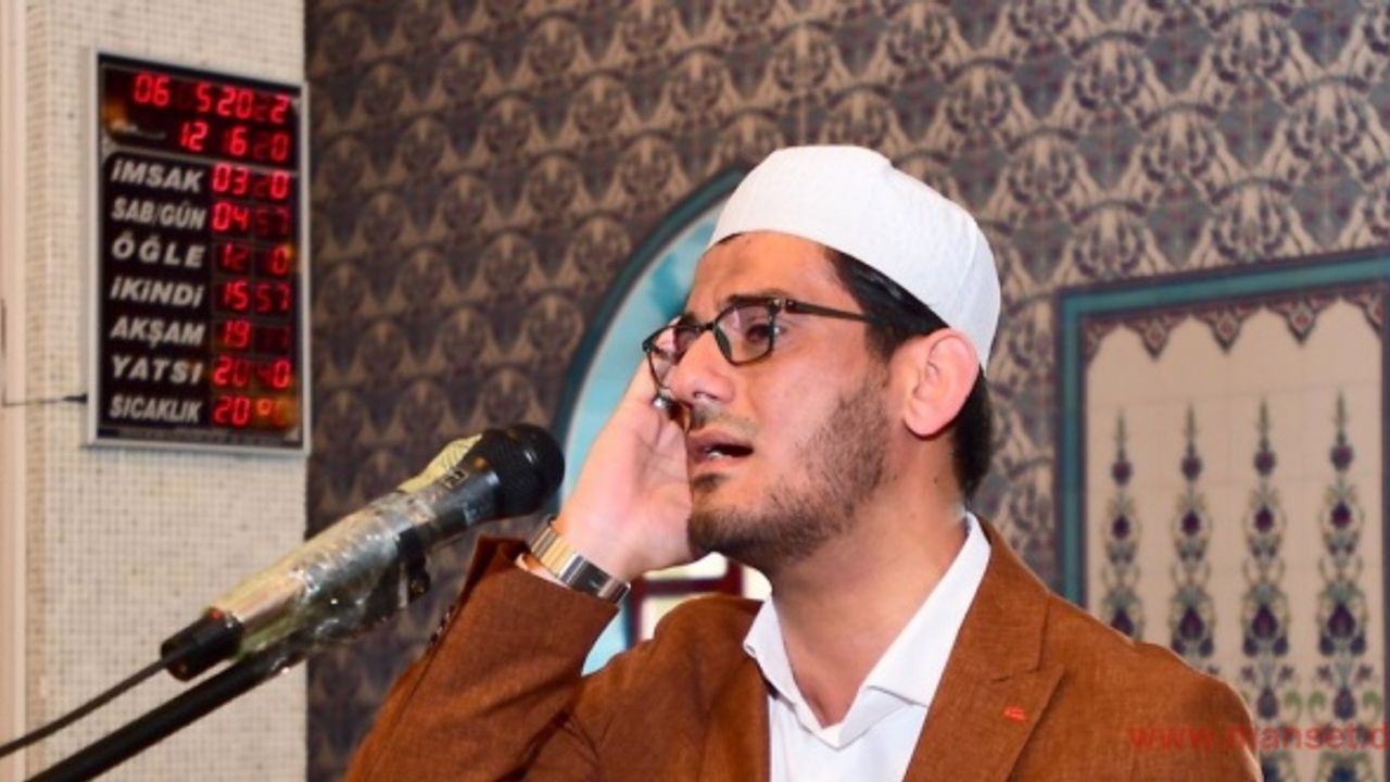 Ezan okumada dünya birincisi olan Kara, herkesi mest etti