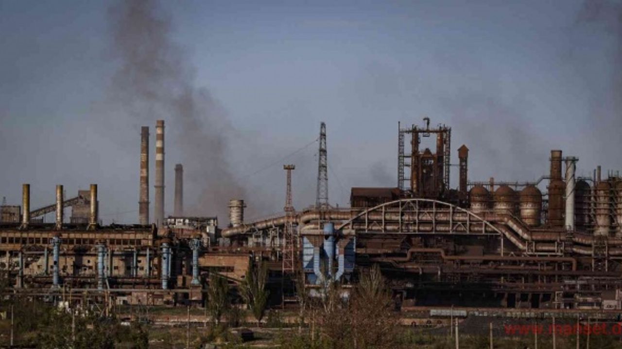 Rusya’nın Azovstal fabrikasına fosfor bombası ile saldırı düzenlediği iddia edildi