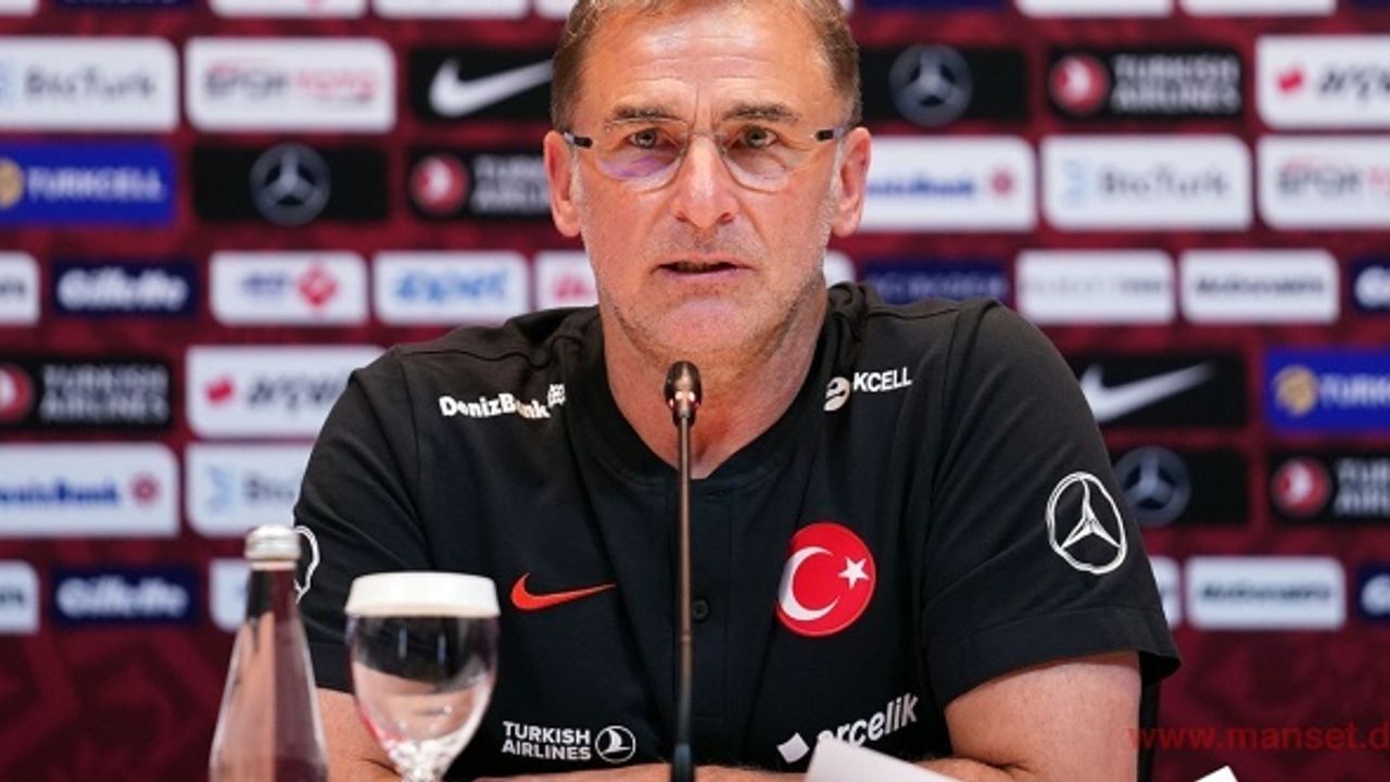 Stefan Kuntz: “Her oyuncu için milli takım kapısı açık”