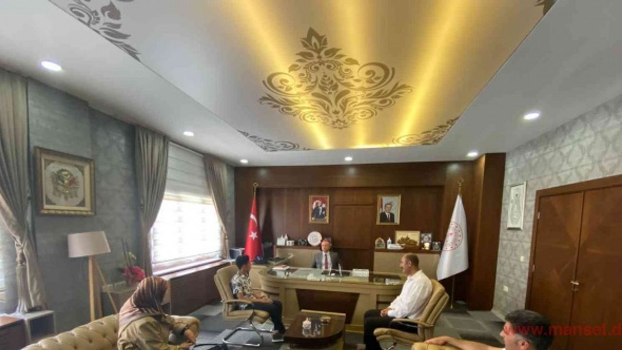 Ağrı’nın eğitimdeki gururu Ahmet Asaf Demirci LGS’de Türkiye birincisi oldu