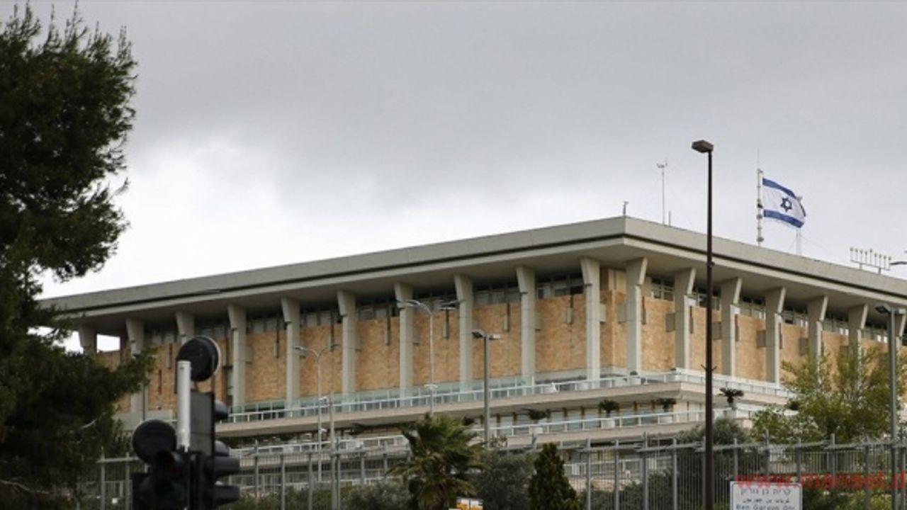 İsrail'de işgal yasasını meclisten geçiremeyen hükümetin düşmesi gündemde
