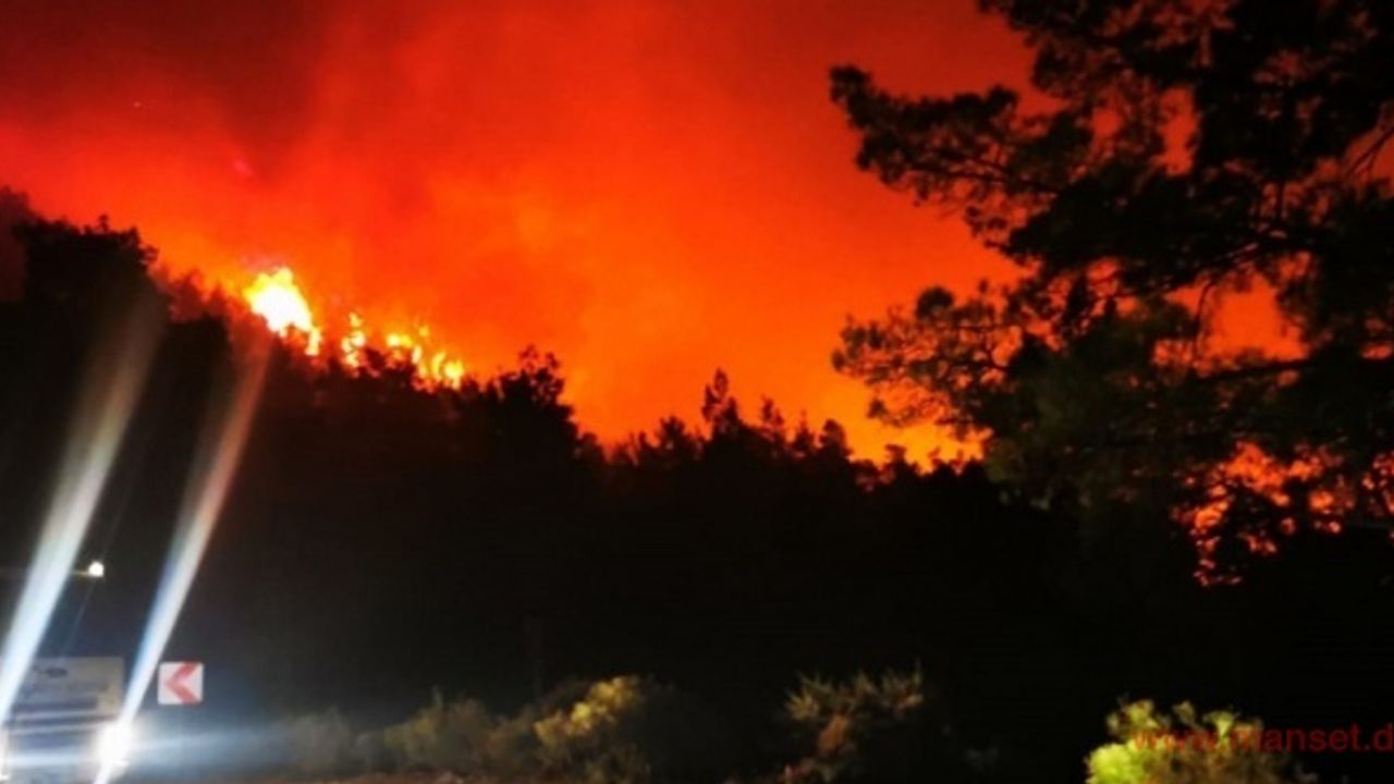 Marmaris 19 saattir alev alev yanıyor