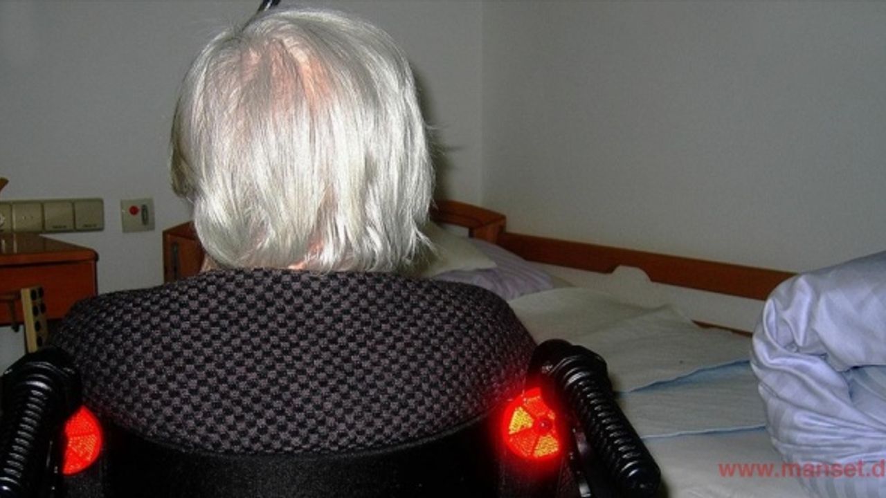 Almanya'da yatarak tedavi gören Alzheimer hasta sayısı 20 yılda iki kattan fazla arttı