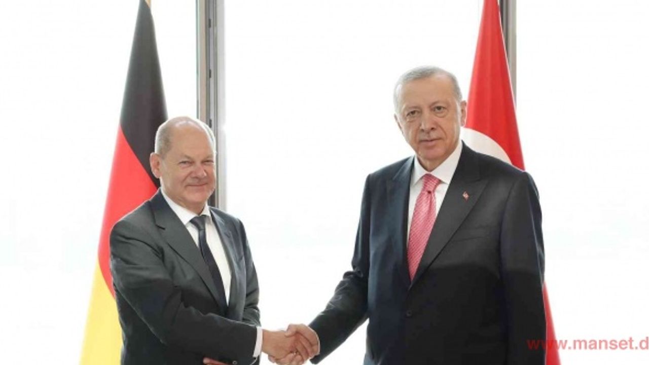 Cumhurbaşkanı Erdoğan, Almanya Başbakanı Scholz ile görüştü
