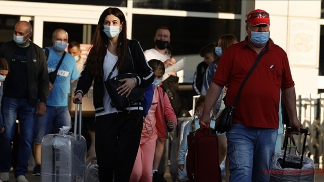 Rus turistlerin Baltık ülkeleri ve Polonya'ya girişleri 19 Eylül'den itibaren kısıtlanacak