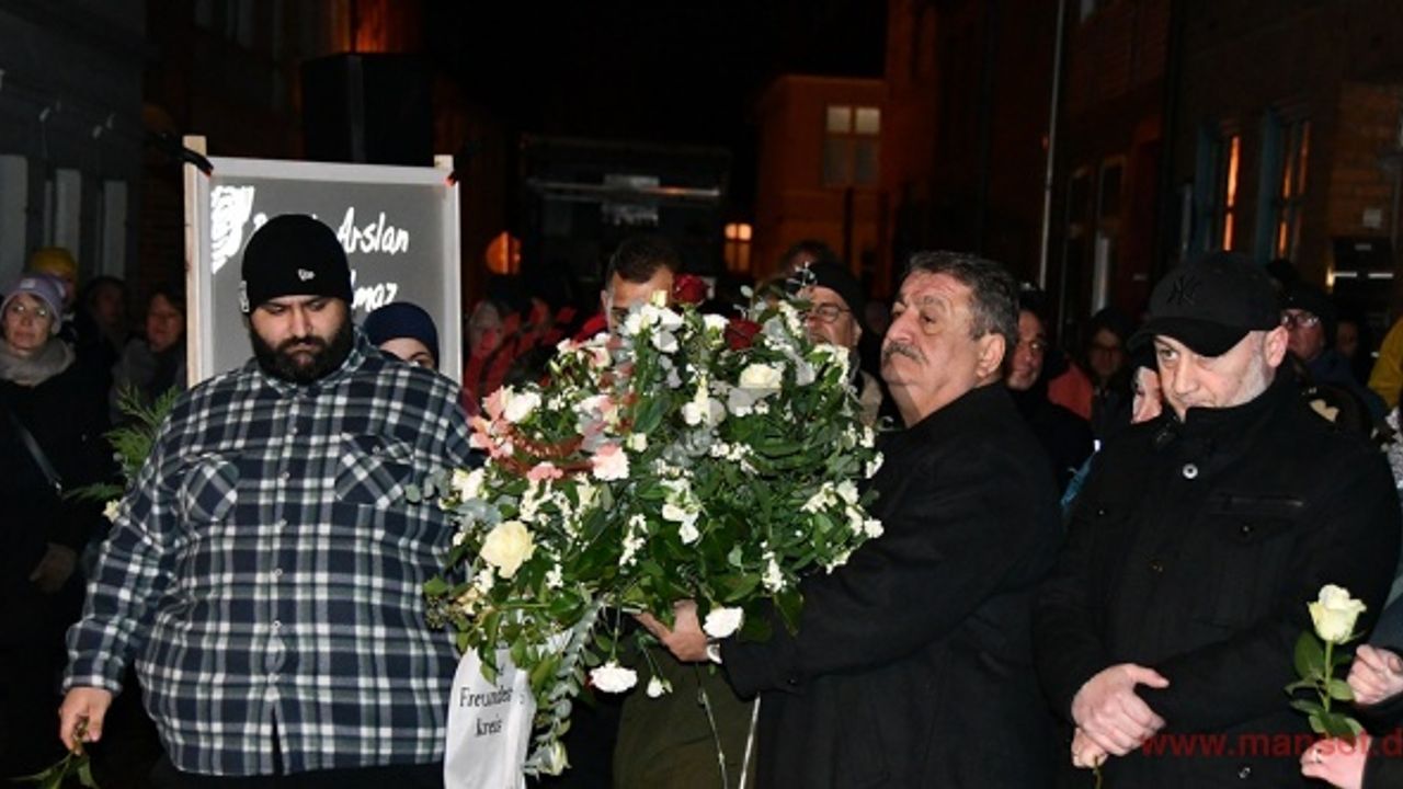 Almanya’da Mölln katliamının 30. yıl dönümünde anma töreni