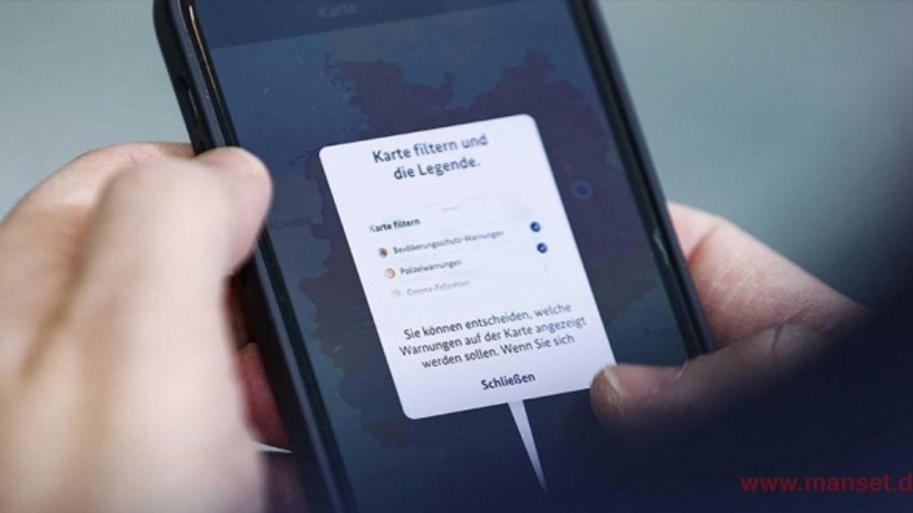 Almanya'da afet uyarısı denemesi çerçevesinde telefonlarda siren çaldı