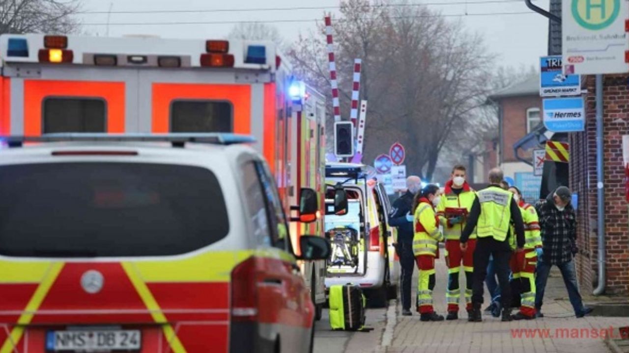 Almanya’da Kiel-Hamburg yolcu treninde bıçaklı saldırı: 2 ölü, 5 yaralı
