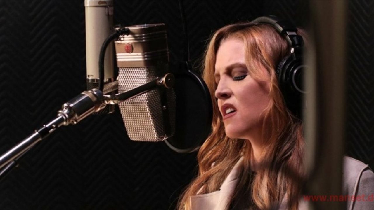Elvis Presley'in tek çocuğu Lisa Marie 54 yaşında öldü