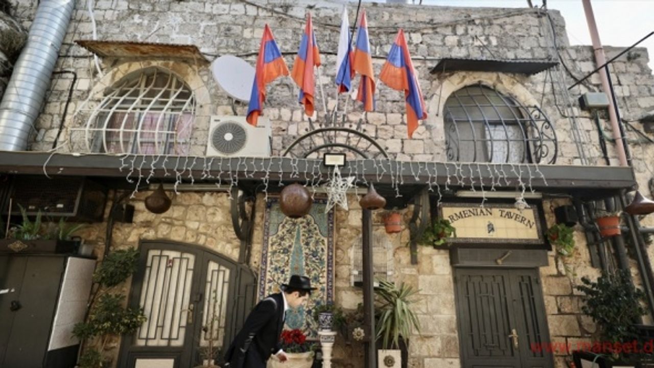Fanatik Yahudi yerleşimciler, Doğu Kudüs'teki Ermeni Patrikhanesine saldırdı