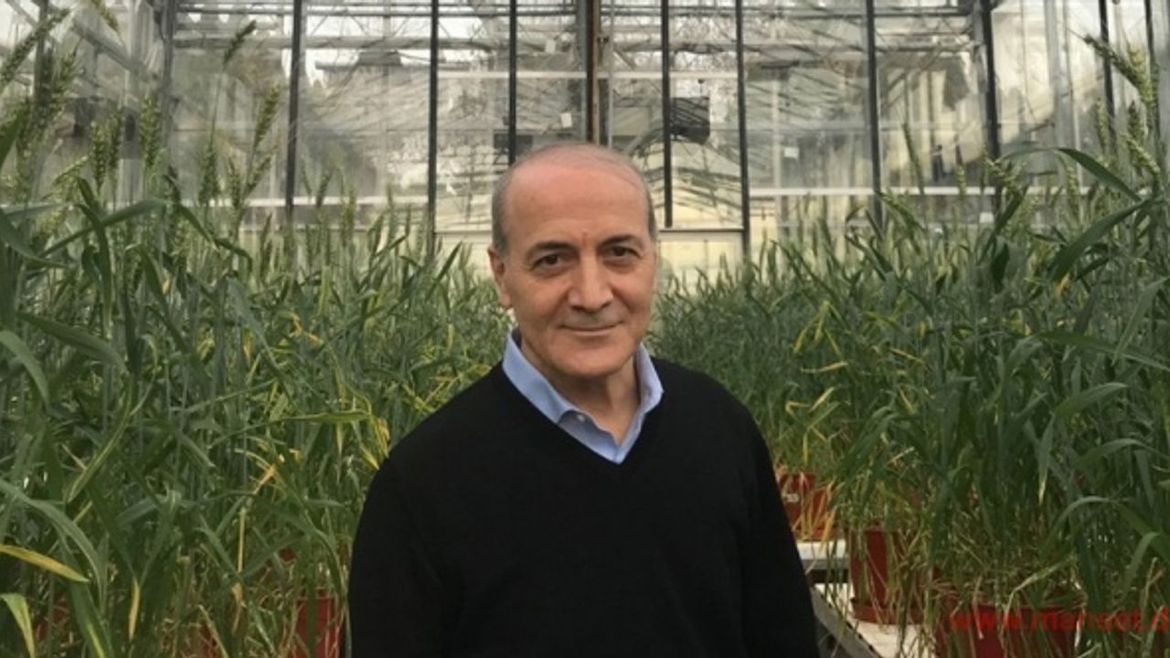 Prof. Dr. Çakmak, “Dünyanın En Etkili Bilim İnsanları“ listesinde Türkiye'den birinci seçildi