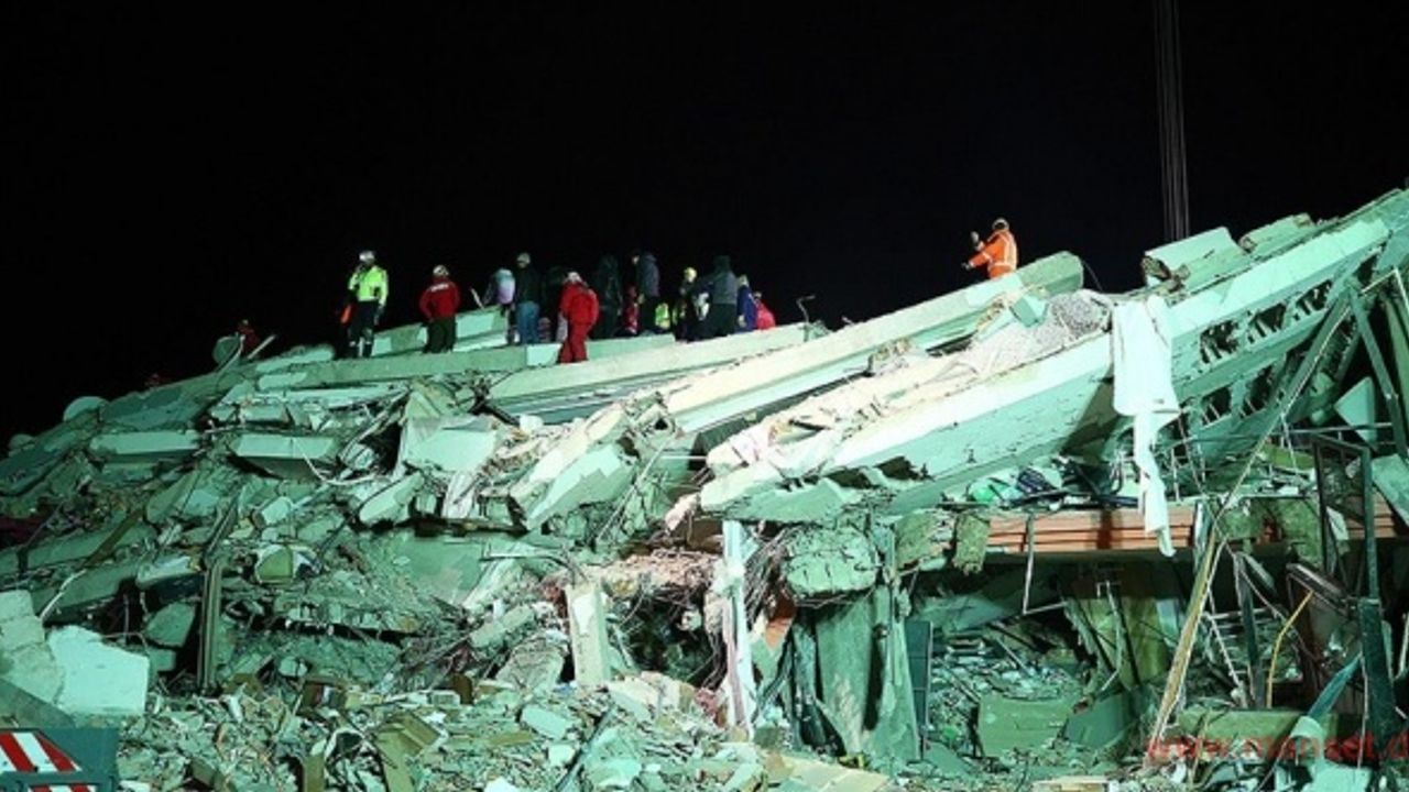 Deprem bölgesinde hırsızlık ve yağma olaylarıyla ilgili 97 şüpheli tutuklandı