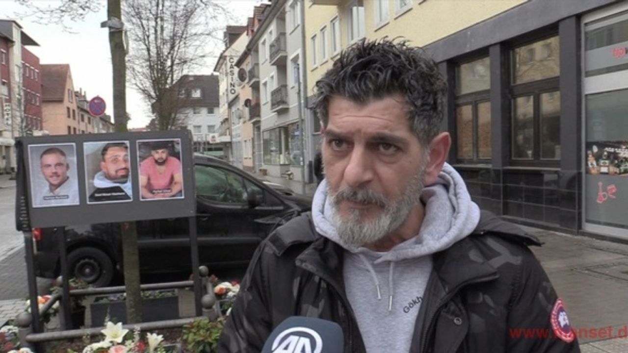Hanau'da kardeşi öldürülen Çetin Gültekin, Almanya'nın ırkçı saldırılardan ders çıkarmadığını söyledi