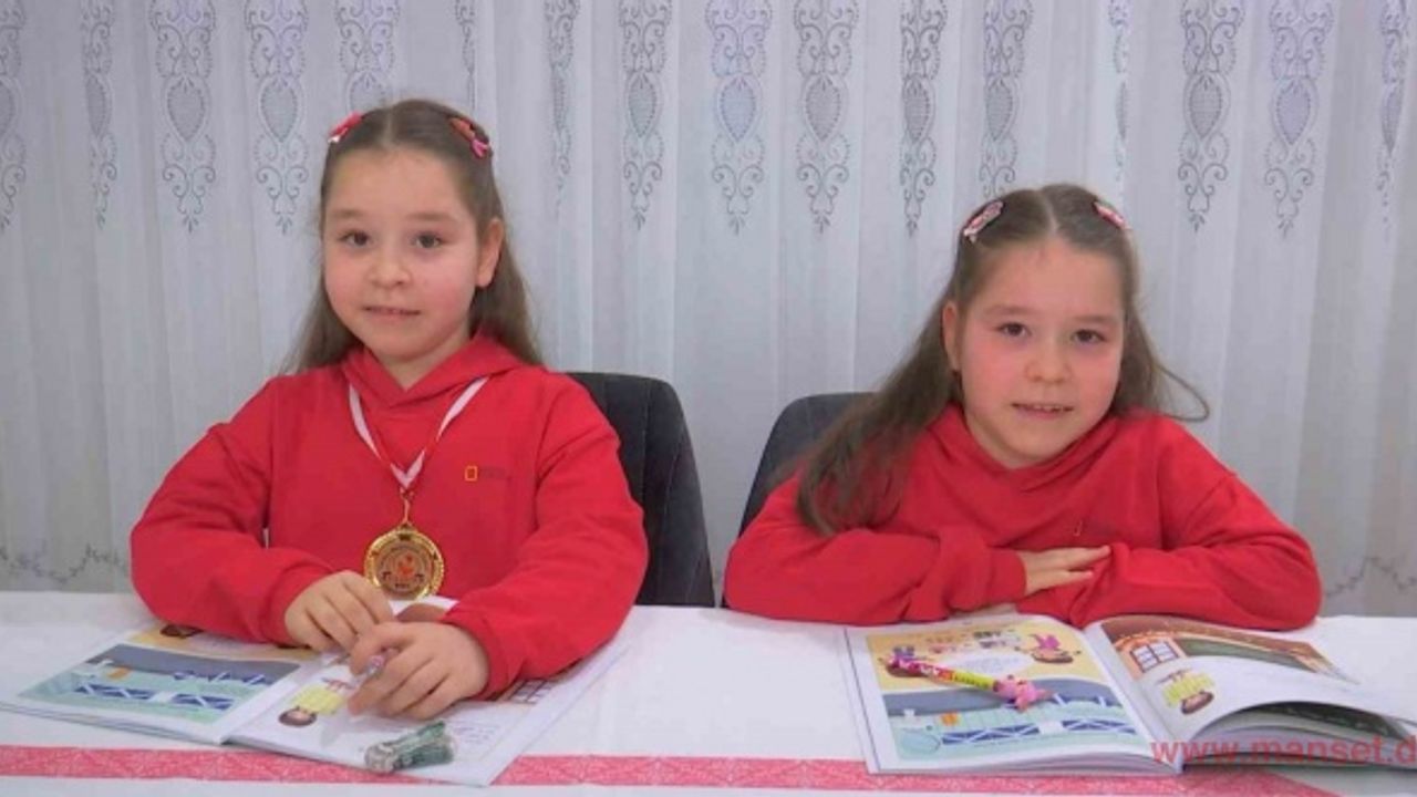 8 yaşındaki şampiyon ikizler matematikte dünyayı dize getirdi