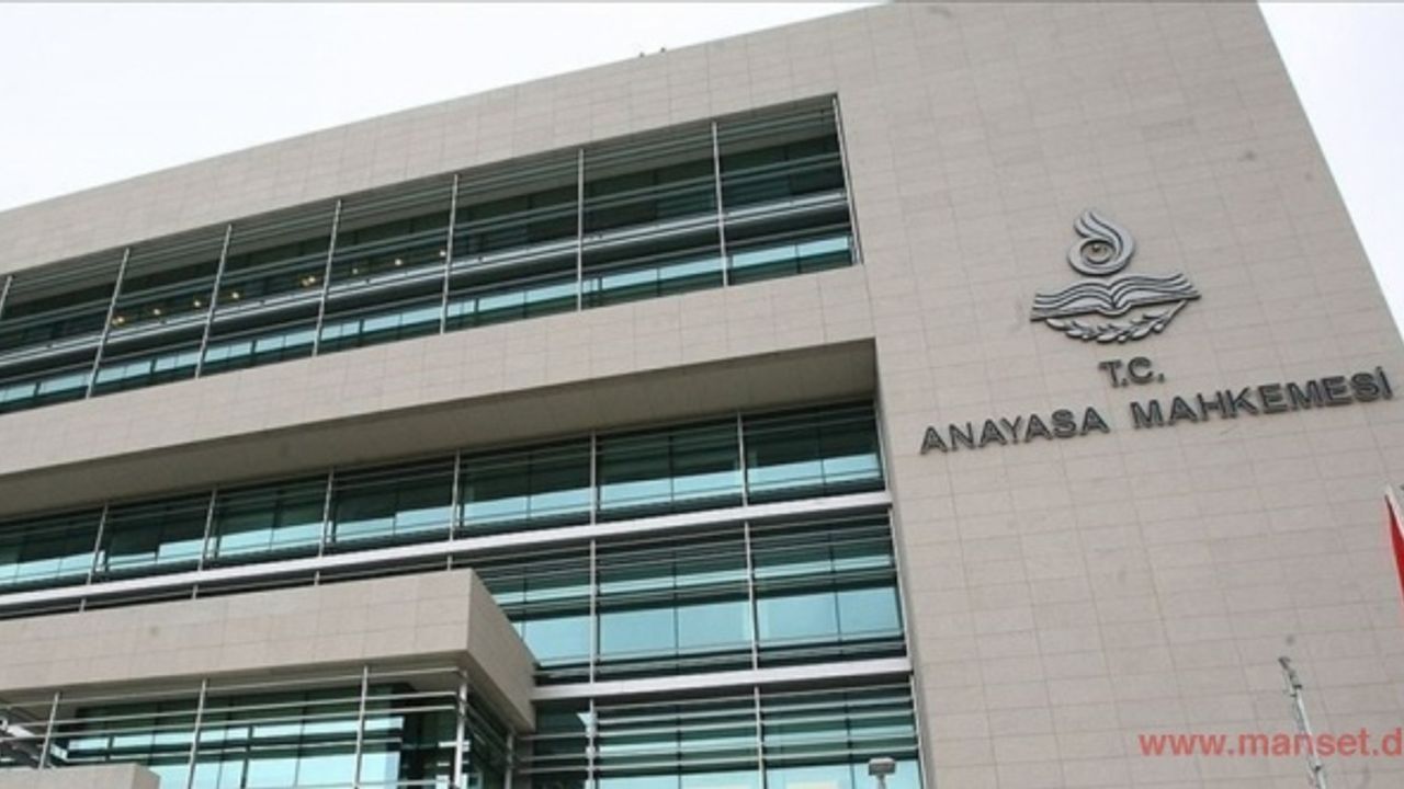 AYM, kapatma davasında HDP'nin sözlü savunmanın seçim sonuna bırakılması talebini reddetti