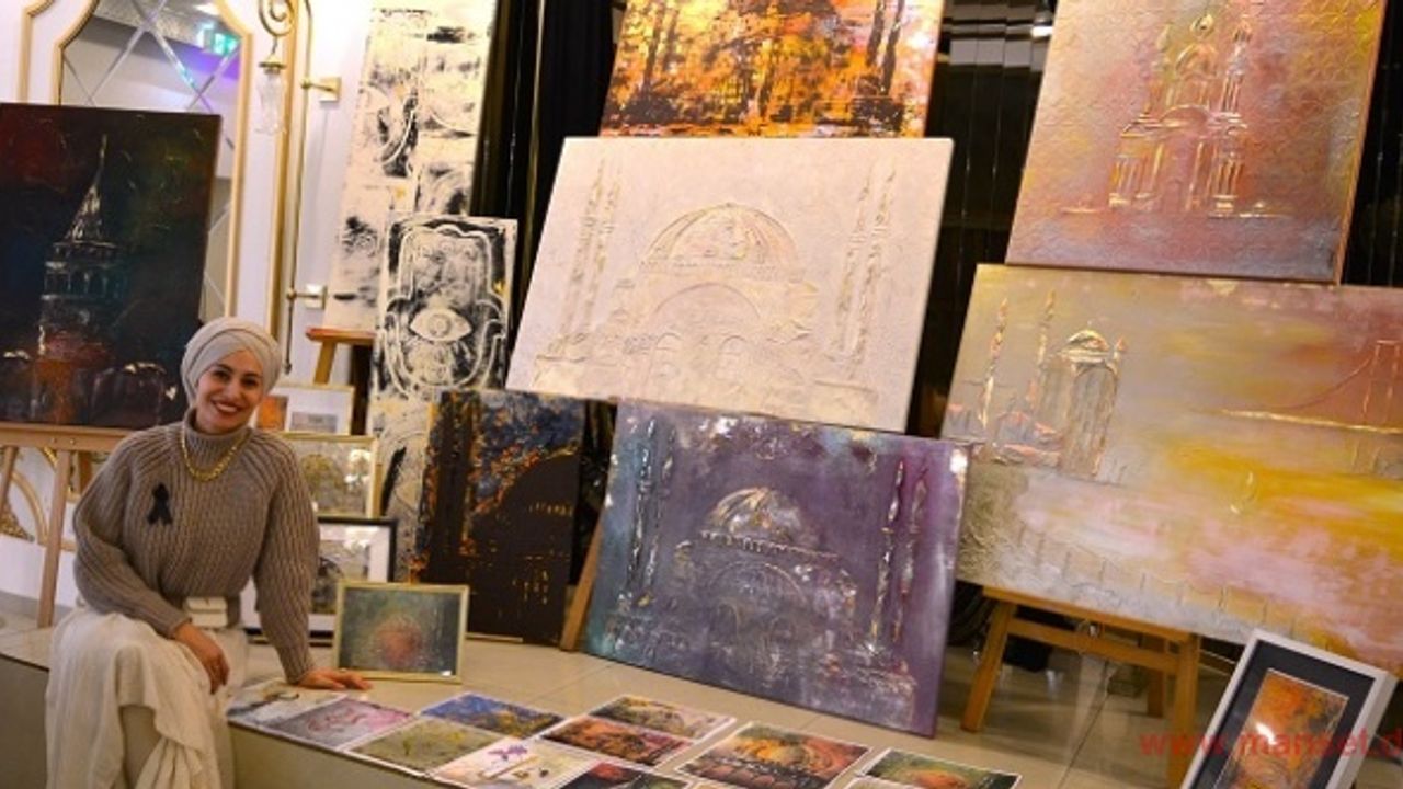 Ressam Nur Şerife Atamtürker mutlulukla birlikte başarıyı sanatta buldu