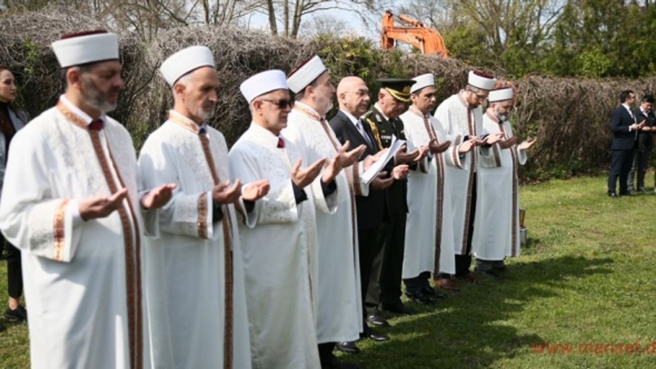 Viyana Merkez Mezarlığı’nda Galiçya şehitleri için Kur’an-ı Kerim okundu