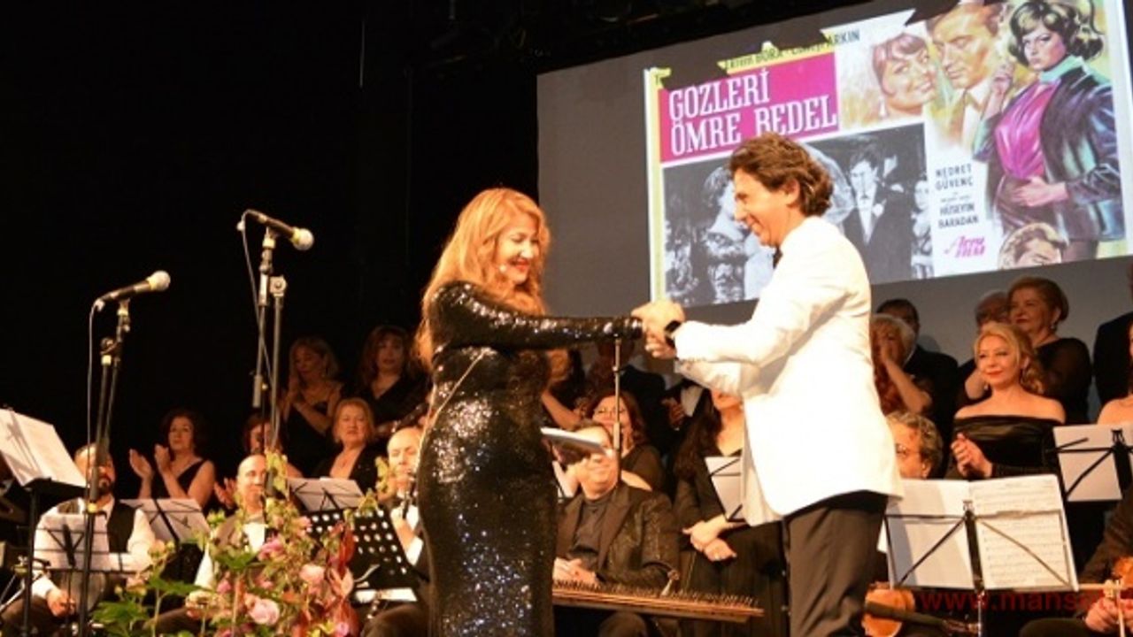 Muhteşem bir konserle depremzedelere yardım eli