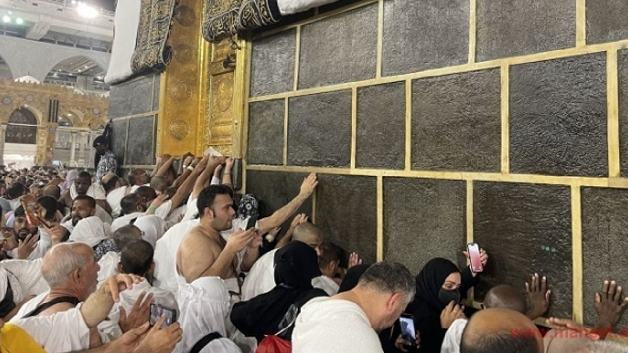 Bu yıl 150 ülkeden 1,8 milyon kişi hacı oldu