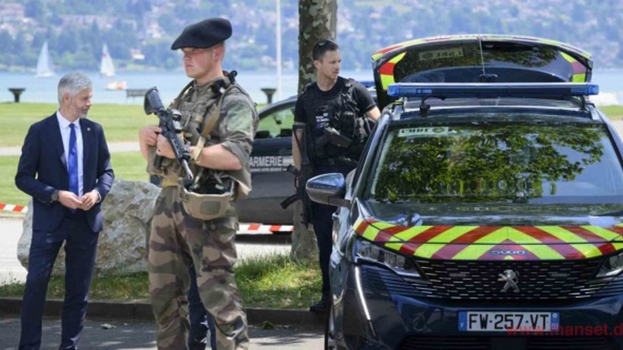 Fransa’da Suriye uyruklu saldırganın parkta bıçakladığı 4 çocuktan 2’sinin durumu kritik