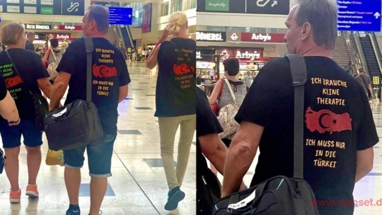 Yoğunluğun yaşandığı turizmde Alman turistlerden tişörtlü mesaj