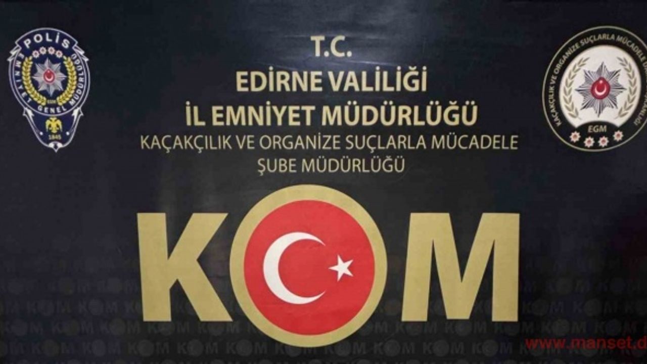 Almanya'dan gelen araçta Edirne’de 25 kilo altın ele geçirildi