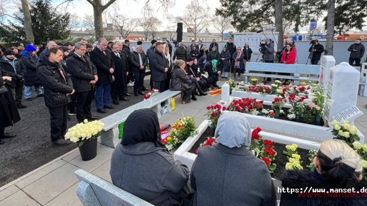 Almanya’daki ırkçı terör saldırısında hayatını kaybedenler Hanau’da anıldı