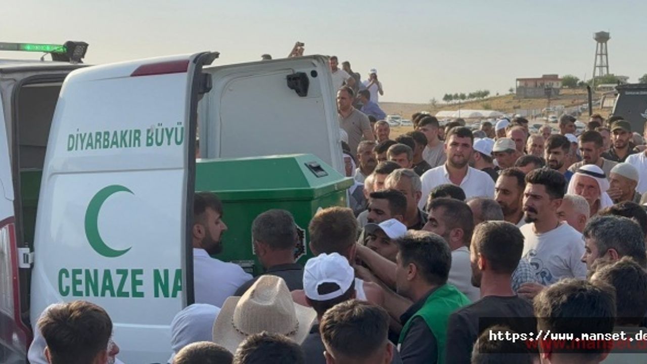 Mardin ve Diyarbakır arasında çıkan yangında hayatını kaybedenlerin sayısı 15’e çıktı