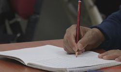 Dünya genelinde 771 milyon kişi okuma yazma bilmiyor