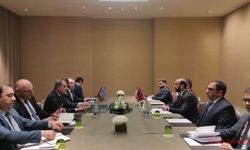 Azerbaycan ve Ermenistan dışişleri bakanları barış anlaşmasının şartlarını görüştü