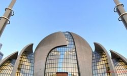 DİTİB Köln Camisi'nde Ezan Sesleri!