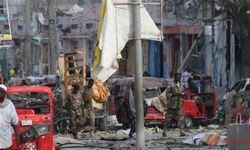 Somali’de Eğitim Bakanlığına düzenlenen bombalı saldırının bilançosu netleşiyor: 100 ölü, 300 yaralı