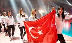 Denizlili sporcularında yer aldığı Türkiye Golbol Kadın Milli Takımı ilk kez dünya şampiyonu oldu