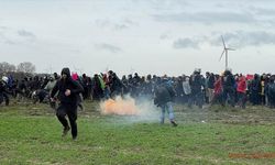 Almanya'da “linyit köyü“ çevresinde yaklaşık 35 bin çevreci eylem yaptı