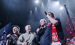 Almanya’da depremzedelere yardım konserinde 1 milyon euro toplandı