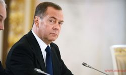 Medvedev: “Almanya’nın Putin’i tutuklaması, Rusya’ya savaş ilanı olur”