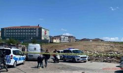 Çocuklara şeker dağıtan polisler kurşunlandı