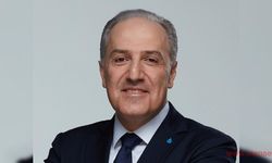 Mustafa Yeneroğlu: AKP yurt dışındaki vatandaşlara seçimden önce vaat veriyor, seçimden sonra da cezalandırıyor