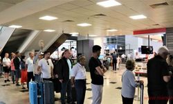 Antalya’da tatilciler ikinci turda sandığa akın etti