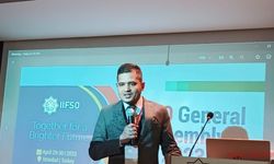 Türkiye mezunu Dr. Parvez, Dünya Müslüman Öğrencilerinin lideri oldu