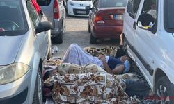Otellerde yer bulamayan tatilciler araçlarda sabahladı