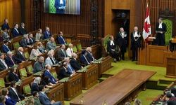 Nazi birliğinde savaşmış Ukraynalıyı "kahraman" olarak tanıtan Kanada Parlamento Başkanı istifa etti